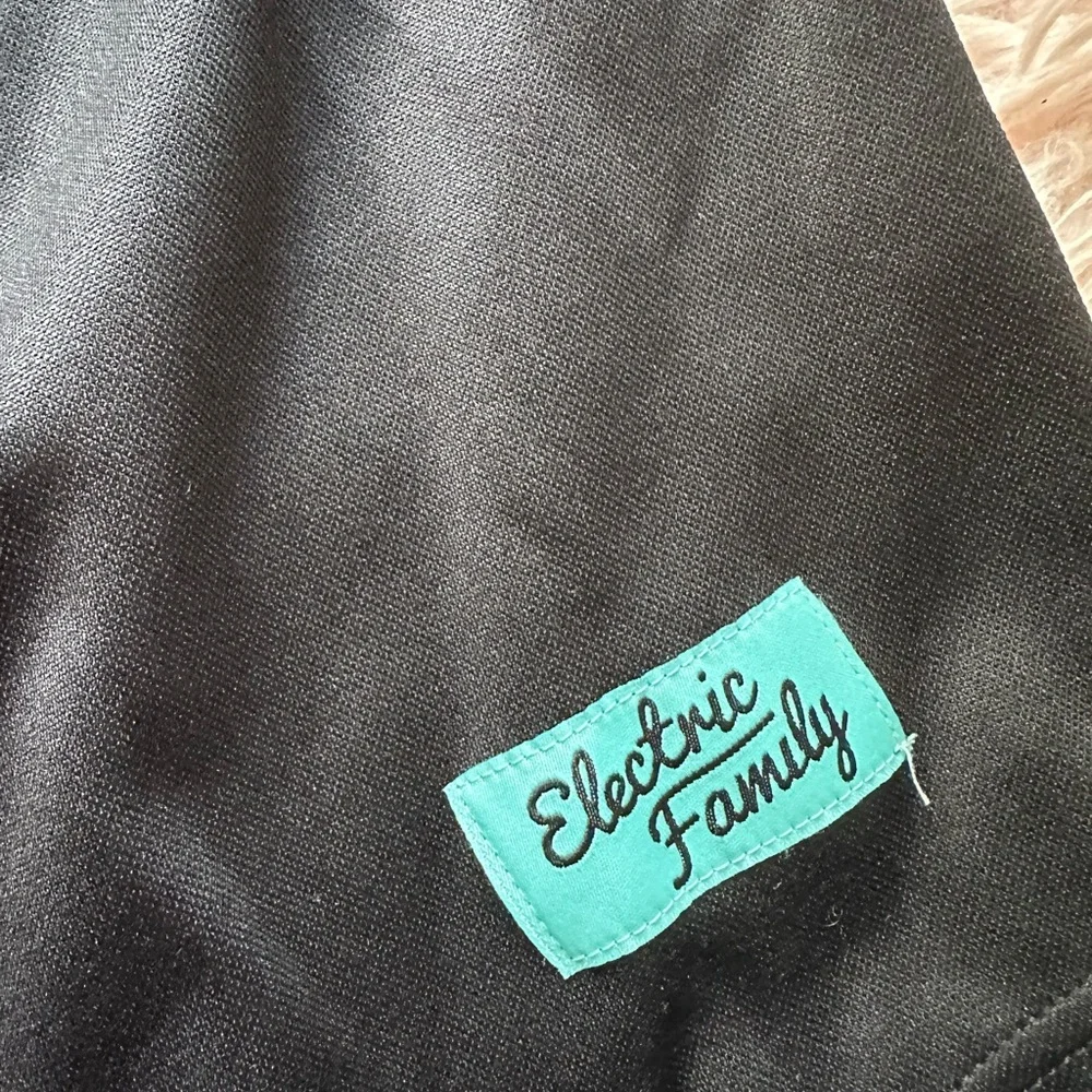EUC Original Electric Family Illenium black baseball jersey unisex size small - Picture 4 of 4